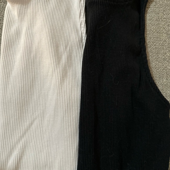 Express Ribbed Tank Tops - Picture 5 of 5